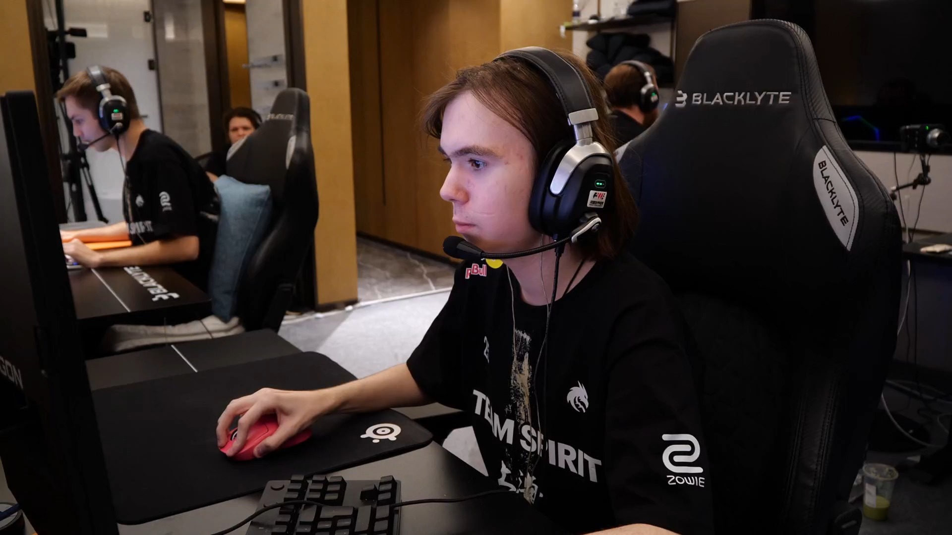 和团结的推 和团结的推