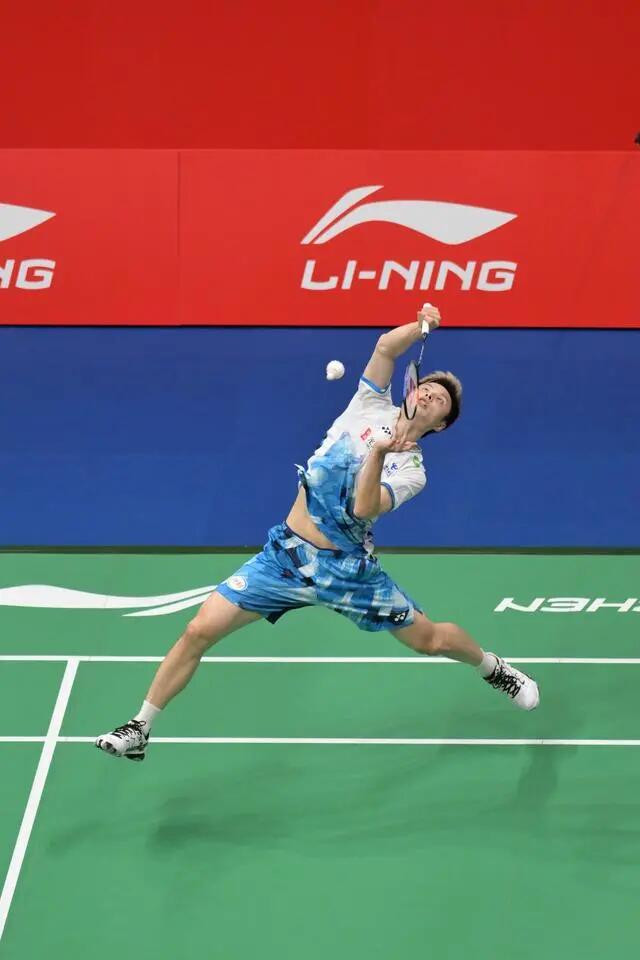 无数球迷的 无数球迷的