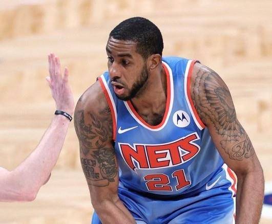 他的身高和 他的身高和