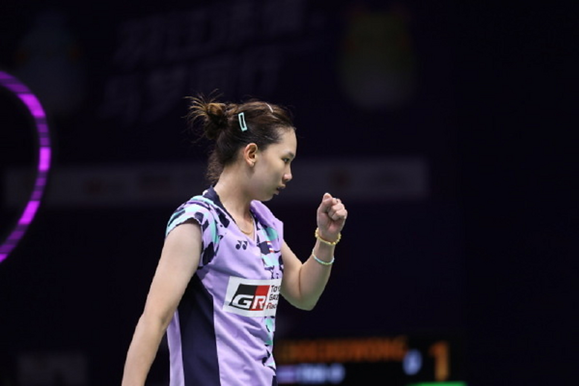 吊到网前 吊到网前