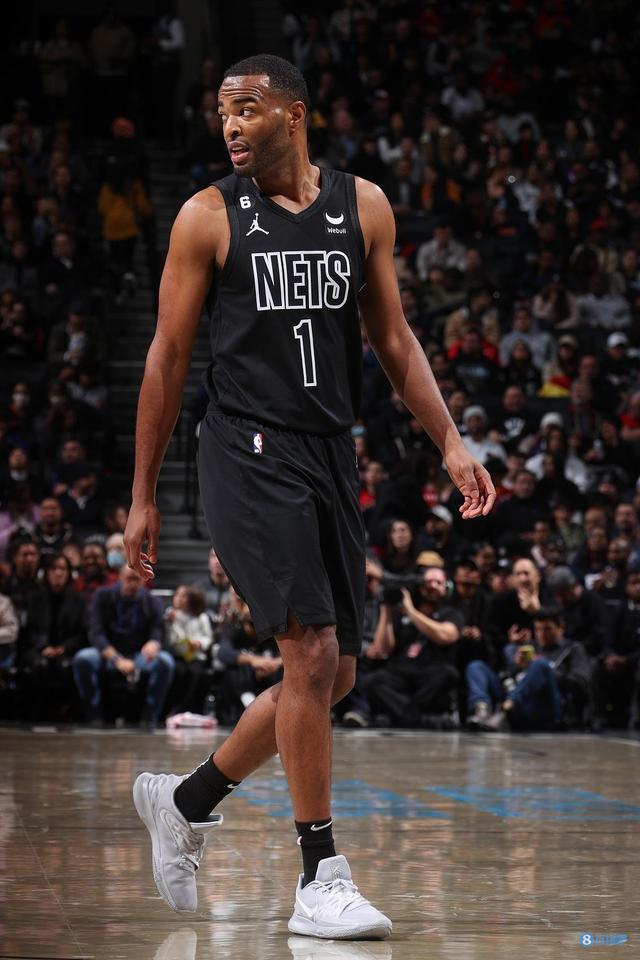 前插与边卫 前插与边卫